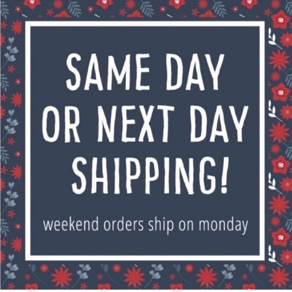 Women’s Lululemon® Scuba Hoodie Size: 6
In Commuter Denim Angel Wing/Inkwell - Picture 12 of 12